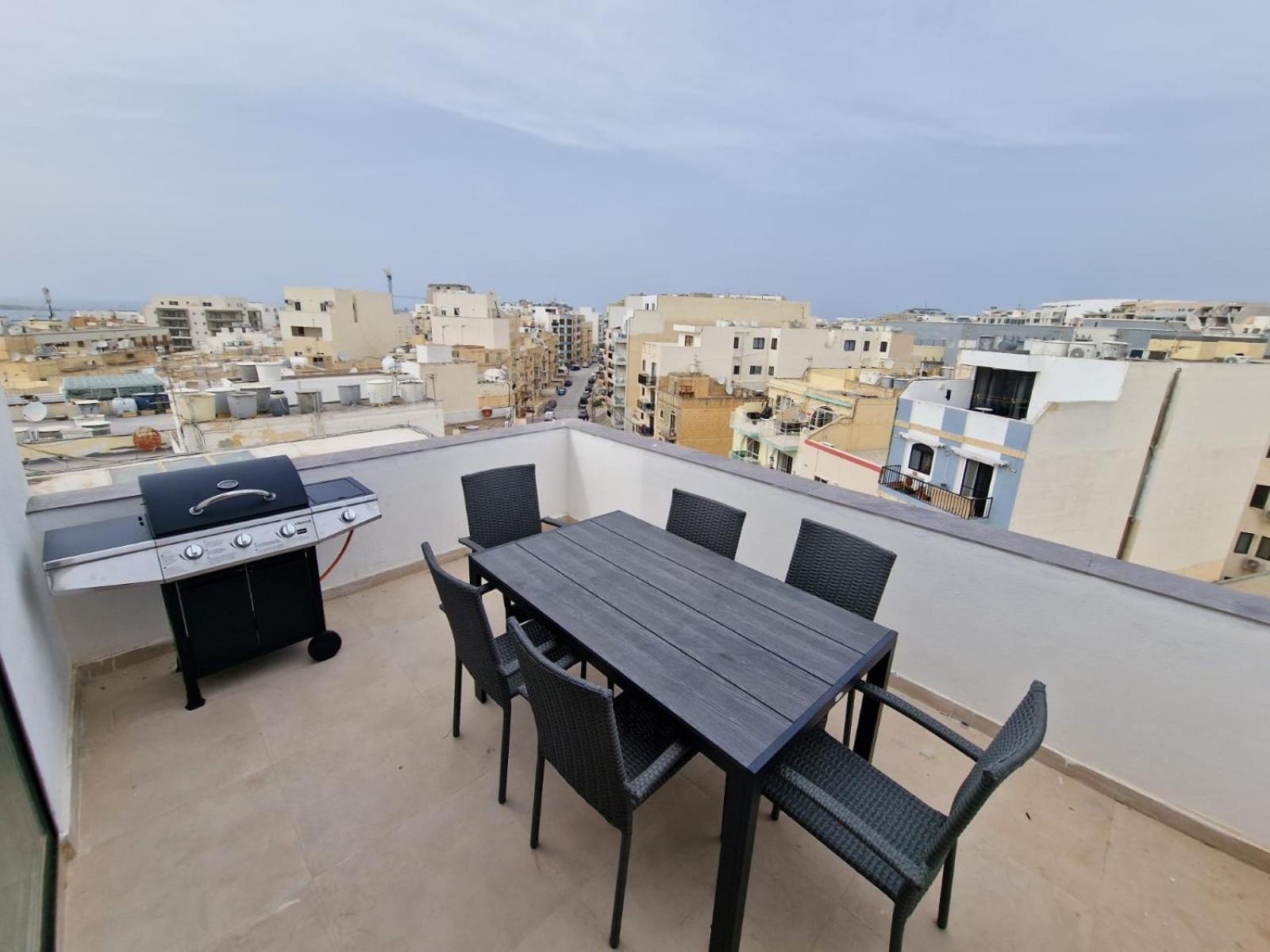 Sky Apartment 3 St. Paul's Bay Exterior photo
